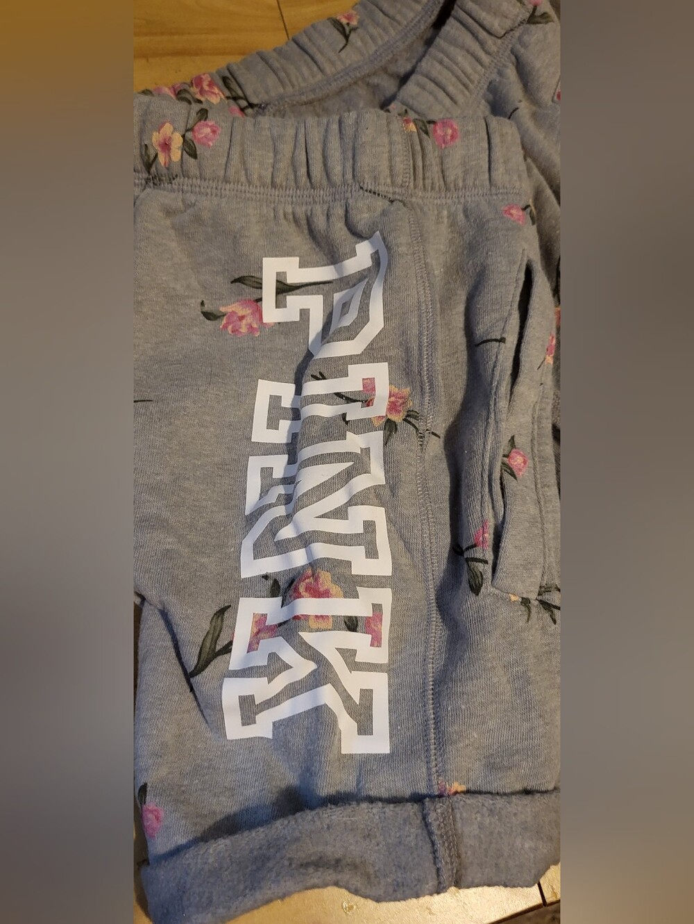 PINK Victoria's Secret Light Gray Floral Joggers